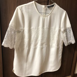 ザラ(ZARA)のタイムセール！ZARA レーストップス　未使用(シャツ/ブラウス(半袖/袖なし))