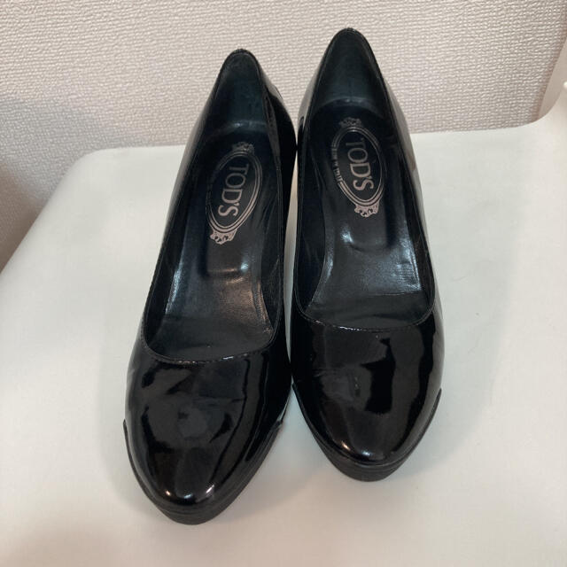 TOD'S(トッズ)のgoldglay 様TODS パンプス　23.5 レディースの靴/シューズ(ハイヒール/パンプス)の商品写真