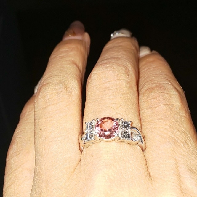 ご専用です✴️18kwg　ピンクトルマリン　ダイヤモンドリング レディースのアクセサリー(リング(指輪))の商品写真