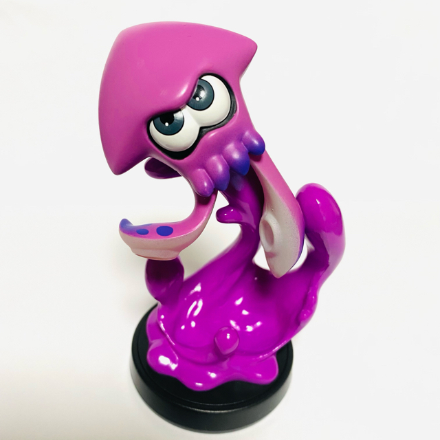 任天堂(ニンテンドウ)のイカ グリーン パープル セット amiibo アミーボ スプラトゥーン エンタメ/ホビーのフィギュア(ゲームキャラクター)の商品写真