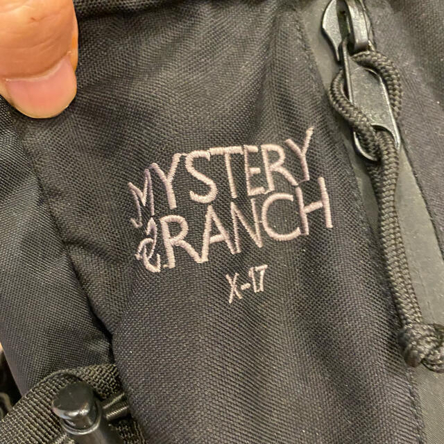 MYSTERY RANCH(ミステリーランチ)の送料込み.mystery ranch X-17.Black.状態良好 メンズのバッグ(バッグパック/リュック)の商品写真