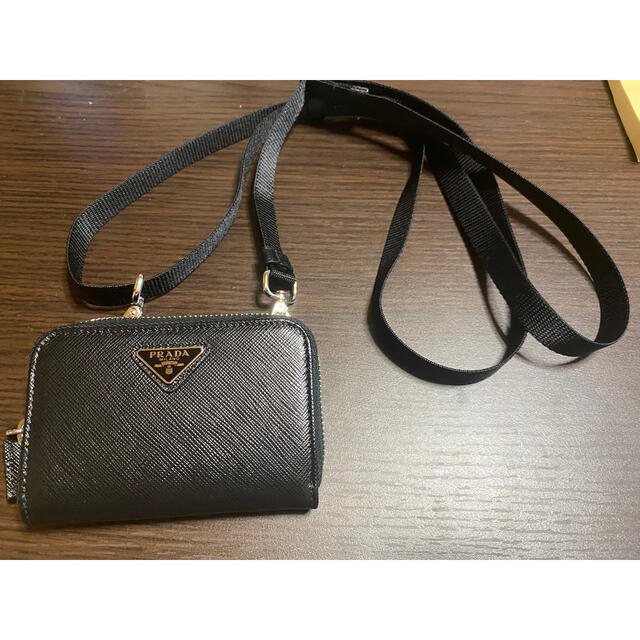 PRADA(プラダ)のサフィアーノレザーカードケース Prada プラダ メンズのファッション小物(コインケース/小銭入れ)の商品写真