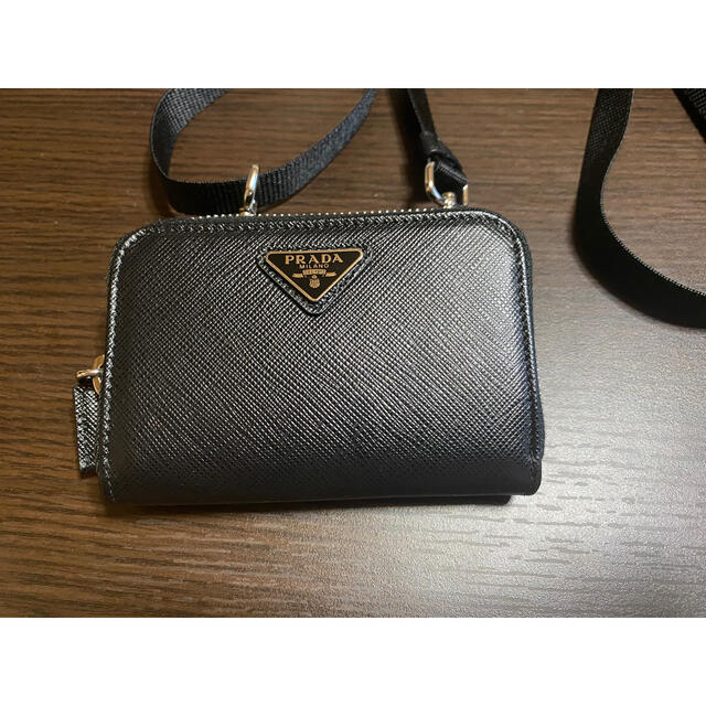 PRADA(プラダ)のサフィアーノレザーカードケース Prada プラダ メンズのファッション小物(コインケース/小銭入れ)の商品写真