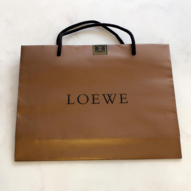 LOEWE(ロエベ)のLOEWE ショッパー レディースのバッグ(ショルダーバッグ)の商品写真