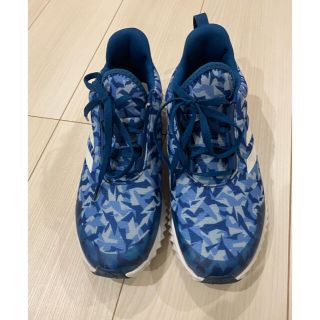 アディダス(adidas)のadidas かっこいいスニーカー22.5センチ(スニーカー)