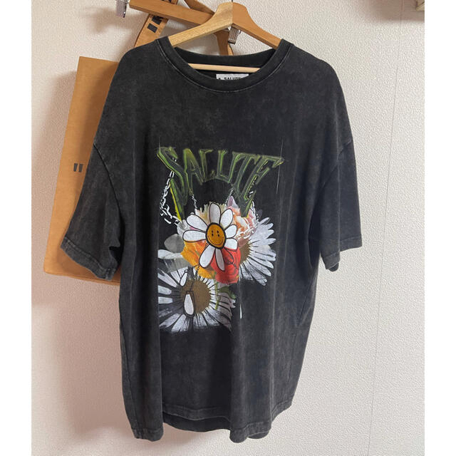 サルーテ Tシャツ salute メンズのトップス(Tシャツ/カットソー(半袖/袖なし))の商品写真