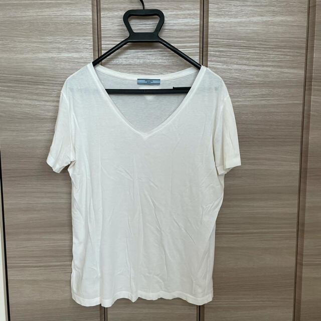 PRADA - PRADA 白Tシャツ Mの通販 by あっくん's shop|プラダ PRADA - PRADA 白Tシャツ Mの通販 by あっくん's shop|プラダ