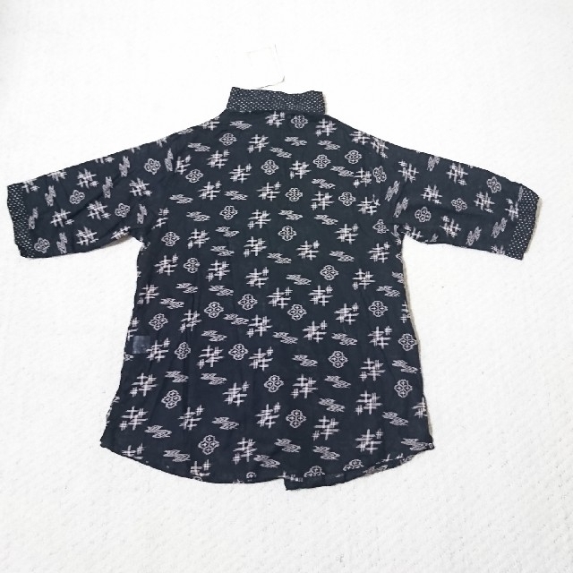 ［4062］シャツ 柄ブラック レディースのトップス(シャツ/ブラウス(半袖/袖なし))の商品写真