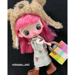 タカラトミー(Takara Tomy)のmikisaku ☪︎⋆｡˚✩ カスタムドルチェナ  フライングウィッチキャット(人形)