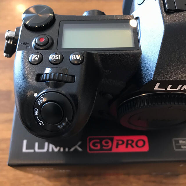 Panasonic(パナソニック)のA品☆Panasonic LUMIX DC-G9 ボデ☆G9 PRO☆ スマホ/家電/カメラのカメラ(ミラーレス一眼)の商品写真