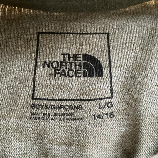 THE NORTH FACE(ザノースフェイス)の最終値下　日本未発売ノースフェイスTシャツ Boys(155〜162cm) キッズ/ベビー/マタニティのキッズ服男の子用(90cm~)(Tシャツ/カットソー)の商品写真