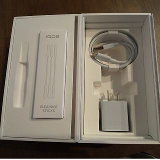 アイコス(IQOS)の【新品未使用】IQOS純正充電器(タバコグッズ)