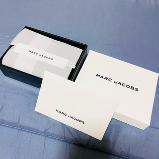 マークバイマークジェイコブス(MARC BY MARC JACOBS)の未使用 マークジェイコブス 折りたたみ 二つ折り 財布(財布)
