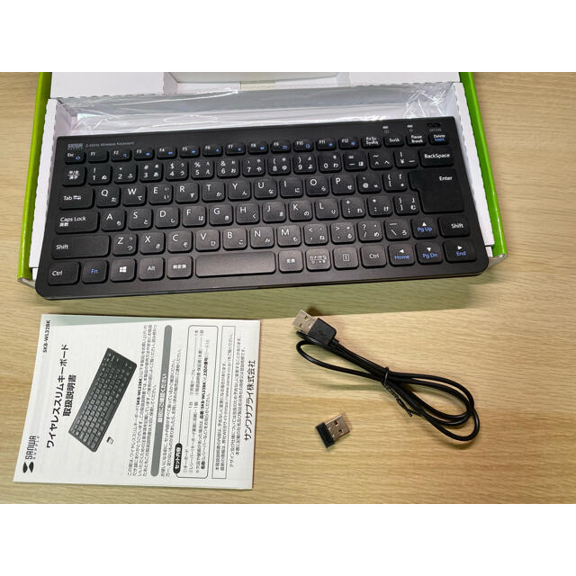 サンワサプライ ワイヤレス キーボード　SKB-WL32BK スマホ/家電/カメラのPC/タブレット(PC周辺機器)の商品写真