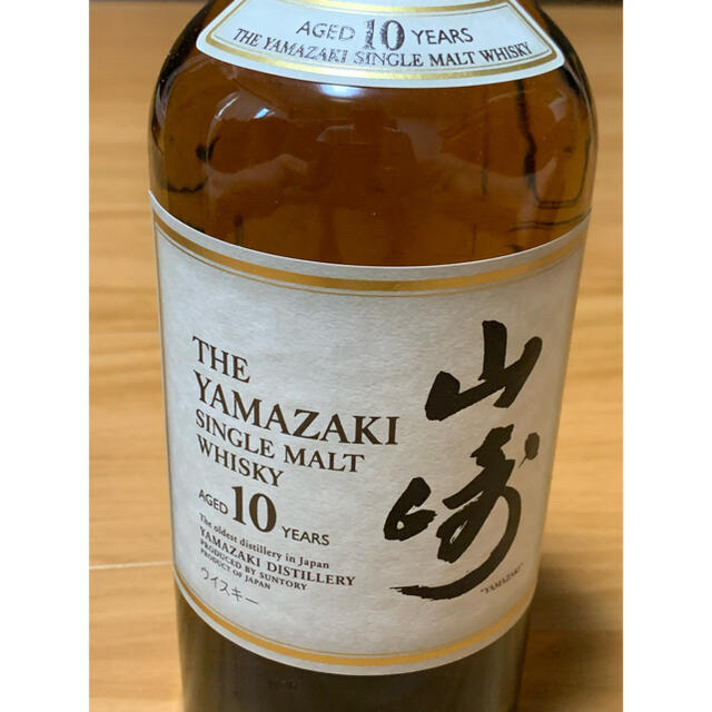 サントリー(サントリー)のSUNTORY　山崎　10年　シングルモルトウイスキー　700ml サントリー 食品/飲料/酒の酒(ウイスキー)の商品写真