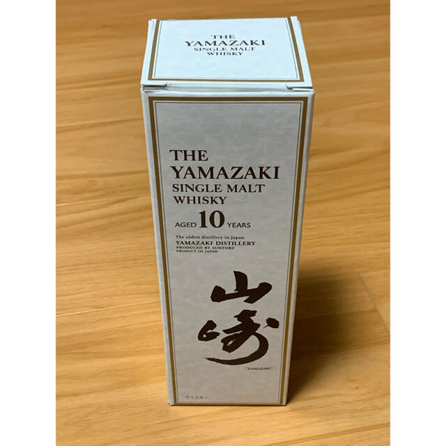 サントリー(サントリー)のSUNTORY　山崎　10年　シングルモルトウイスキー　700ml サントリー 食品/飲料/酒の酒(ウイスキー)の商品写真