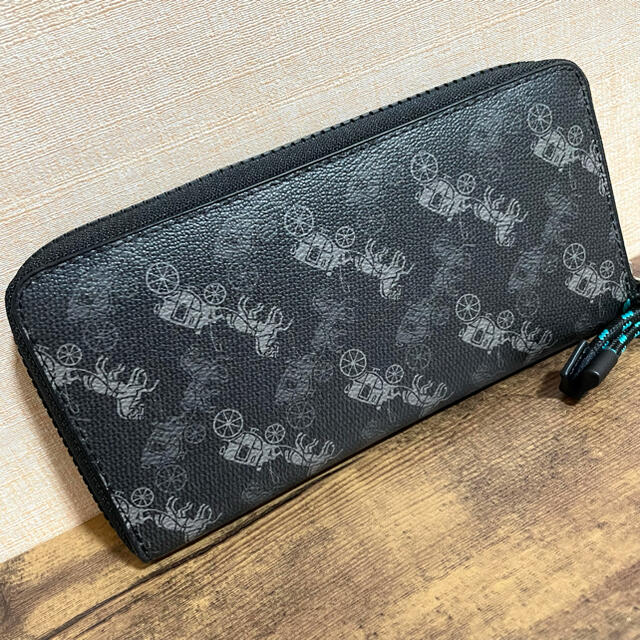 COACH(コーチ)の新品 COACH コーチ F87927 馬車柄 ペイント プリント 長財布 レディースのファッション小物(財布)の商品写真