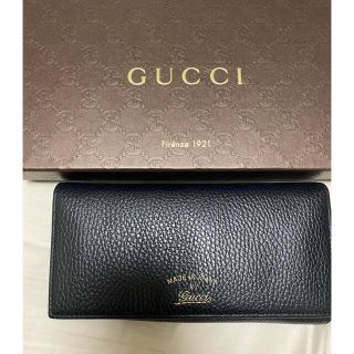 グッチ(Gucci)の【美品】グッチ GUCCI 財布　ブラック　スウィング　筆記体ロゴ(財布)