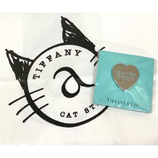 ティファニー(Tiffany & Co.)のTiffany ティファニー キャットストリート店限定　ピンバッジ　非売品(その他)