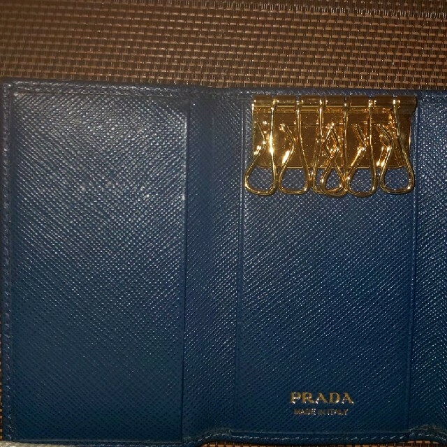 PRADA(プラダ)のPRADAキーケース レディースのファッション小物(キーケース)の商品写真