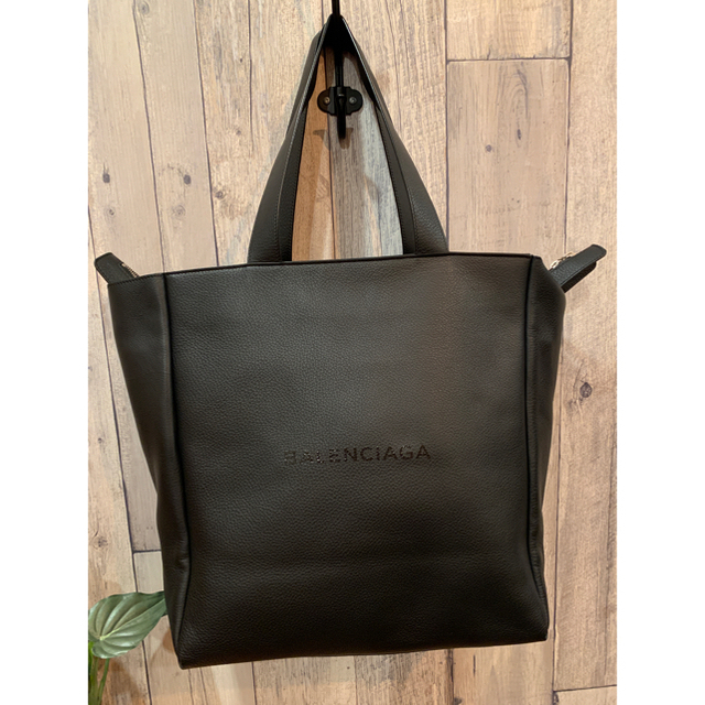 BALENCIAGA トートバック　メンズ　３回のみ使用　美品