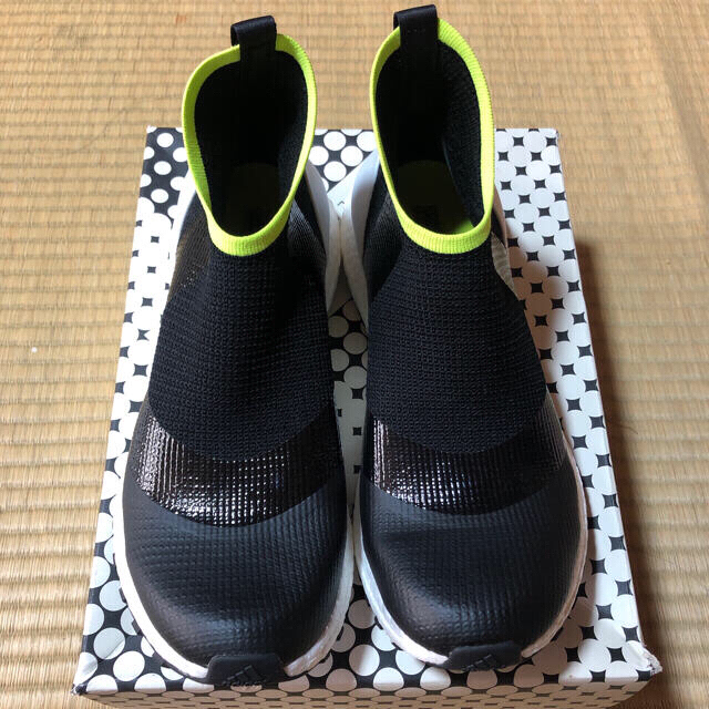 adidas by Stella McCartney(アディダスバイステラマッカートニー)のadidasステラマッカートニー☆ウルトラブースト レディースの靴/シューズ(スニーカー)の商品写真