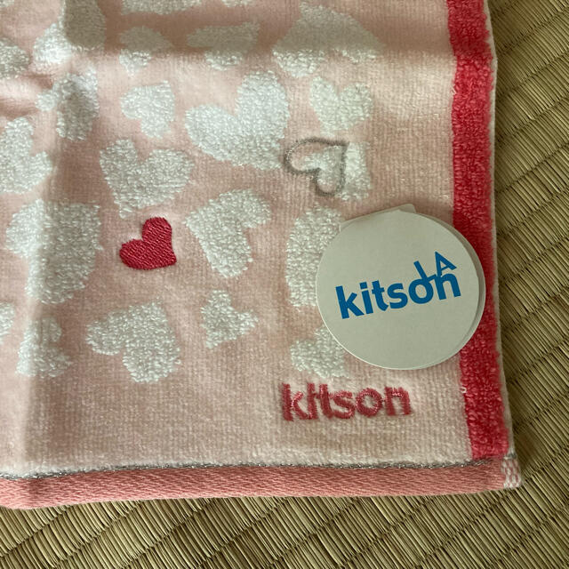 KITSON(キットソン)のキットソン タオルハンカチ　未使用 レディースのファッション小物(ハンカチ)の商品写真
