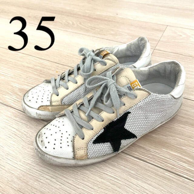 GOLDEN GOOSE(ゴールデングース)のGOLDEN GOOSE  SUPER STAR 35 レディースの靴/シューズ(スニーカー)の商品写真