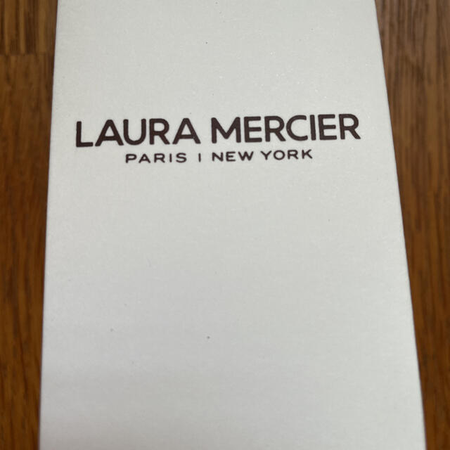 laura mercier(ローラメルシエ)のローラメルシエ  ルームフレグランス アンバーバニラ コスメ/美容のリラクゼーション(アロマポット/アロマランプ/芳香器)の商品写真