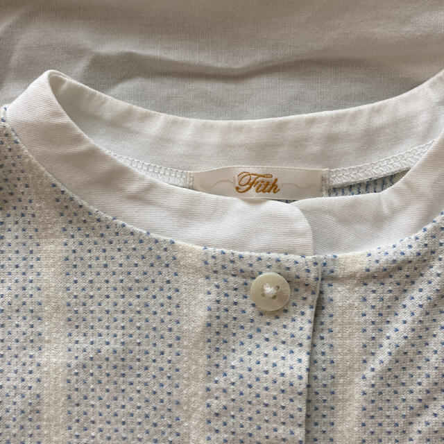 FITH(フィス)のFITH ノーカラー半袖shirts サイズS キッズ/ベビー/マタニティのベビー服(~85cm)(シャツ/カットソー)の商品写真