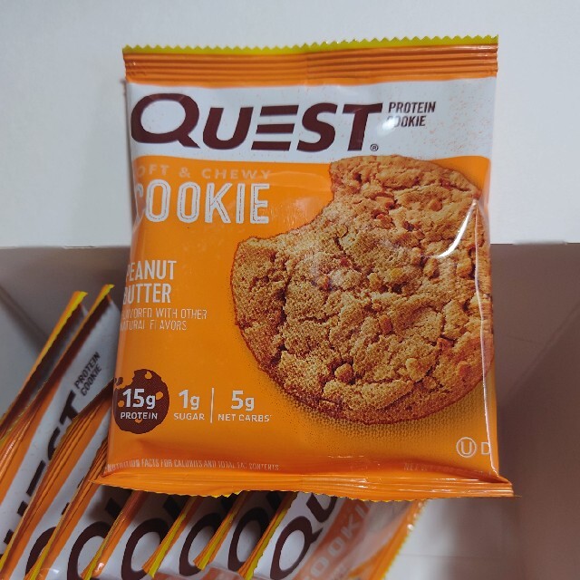 QUEST プロテインクッキー　ピーナッツバター味 食品/飲料/酒の健康食品(プロテイン)の商品写真