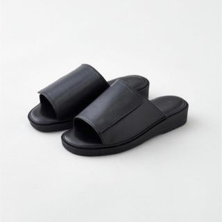 マルタンマルジェラ(Maison Martin Margiela)のhep sandal ヘップサンダル　GNK レザー　スリッポン(サンダル)