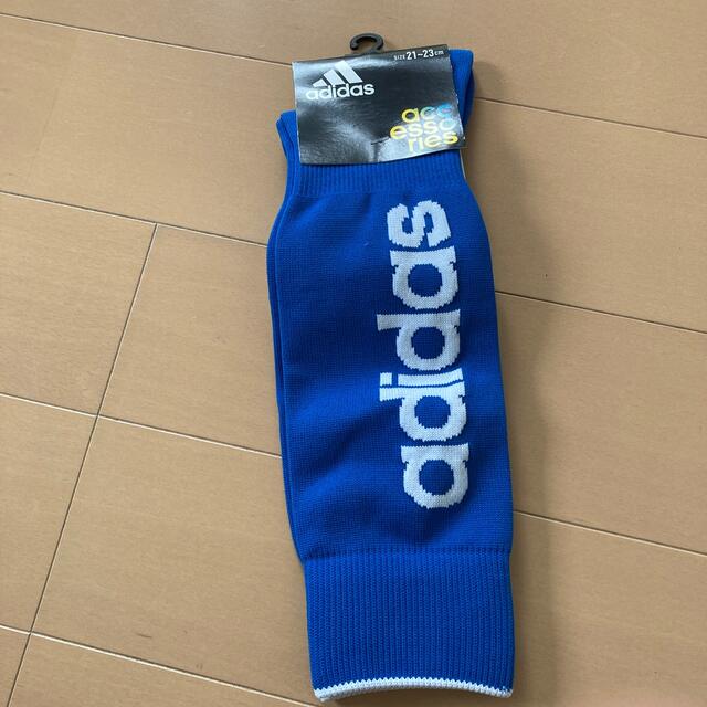 adidas(アディダス)のアディダス　サッカー用ソックス スポーツ/アウトドアのサッカー/フットサル(その他)の商品写真