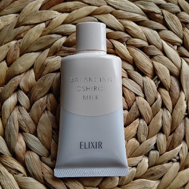 ELIXIR(エリクシール)のエリクシール おしろいミルク C コスメ/美容のベースメイク/化粧品(化粧下地)の商品写真