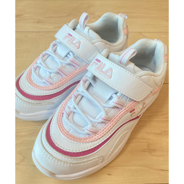 FILA(フィラ)のFILA スニーカー19cm キッズ/ベビー/マタニティのキッズ靴/シューズ(15cm~)(スニーカー)の商品写真