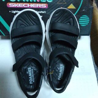 スケッチャーズ(SKECHERS)のスケッチャーズサンダル 黒 24cm(サンダル)