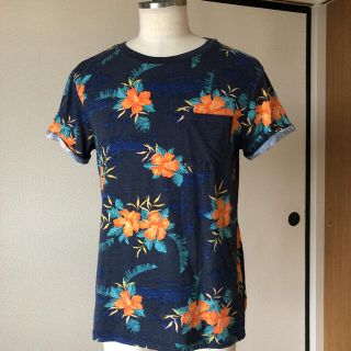 エイチアンドエム(H&M)のH&Mボタニカル柄Tシャツ(Tシャツ/カットソー(半袖/袖なし))