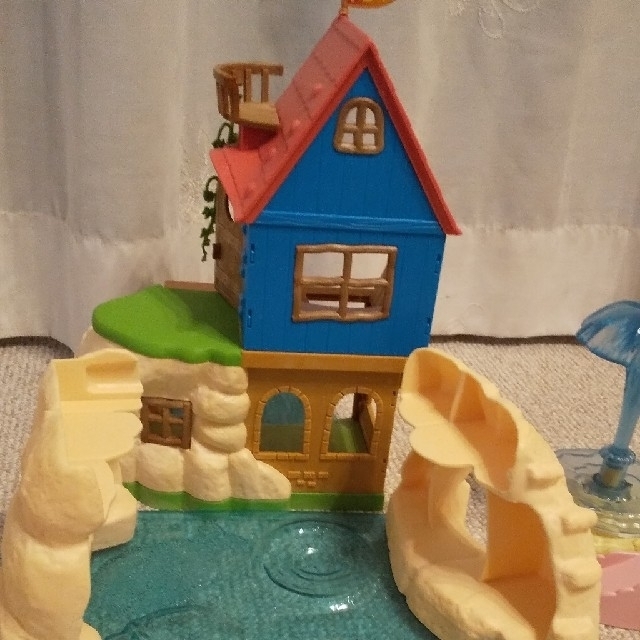 シルバニアファミリー 池のサイドハウスセット キッズ/ベビー/マタニティのおもちゃ(ぬいぐるみ/人形)の商品写真