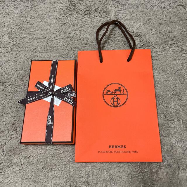 Hermes(エルメス)のHERMES エルメス  iphone 12&12pro カバー　新品未使用 スマホ/家電/カメラのスマホアクセサリー(iPhoneケース)の商品写真