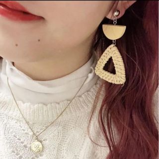 トゥデイフル(TODAYFUL)のlattice   イヤリング☺︎ラタン　ラタンイヤリング　夏アクセ(イヤリング)