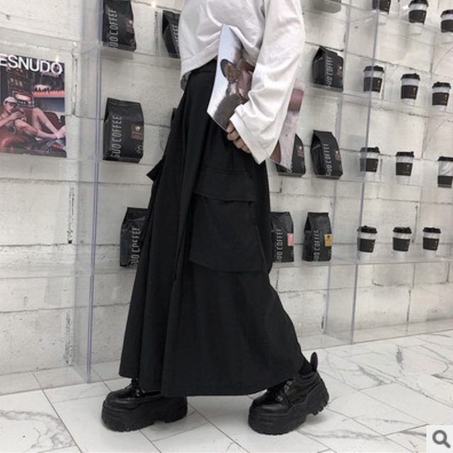 ★タイムセール★ユニセックス　袴パンツ　ゴシックパンク　モード系　黒ワイドパンツ
