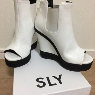 スライ(SLY)のSLY  ブーツ(ブーツ)