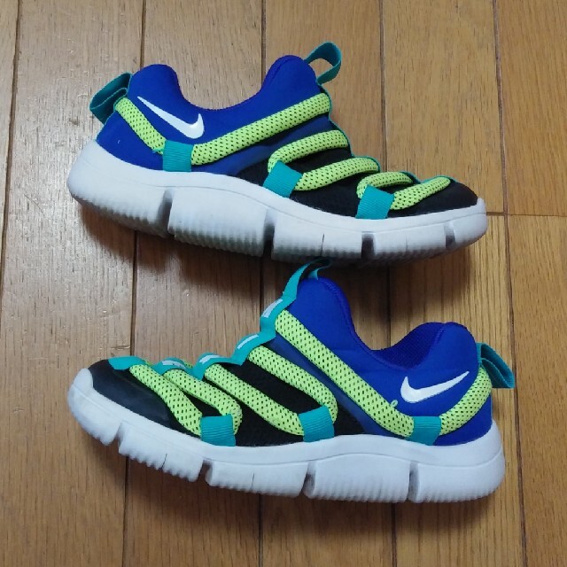 新品！NIKE ノービス　20センチ