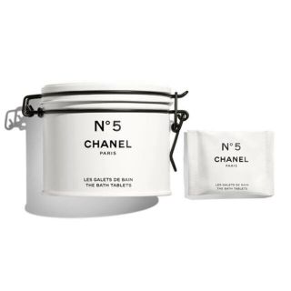 シャネル(CHANEL)のシャネル　No.5  バスタブレット誕生100周年 限定商品(入浴剤/バスソルト)