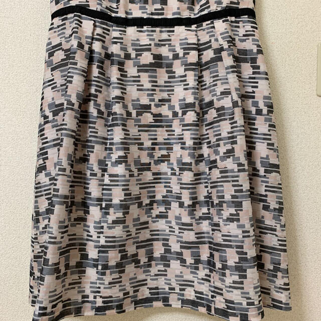 23区 サイズ44 スモーキーカラー(ピンク×グレー)オンワード樫山の通販 by ルナ's shop|ニジュウサンクならラクマ - 23区 ワンピース 人気定番