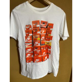 ナイキ(NIKE)のNIKE tシャツ(Tシャツ/カットソー(半袖/袖なし))