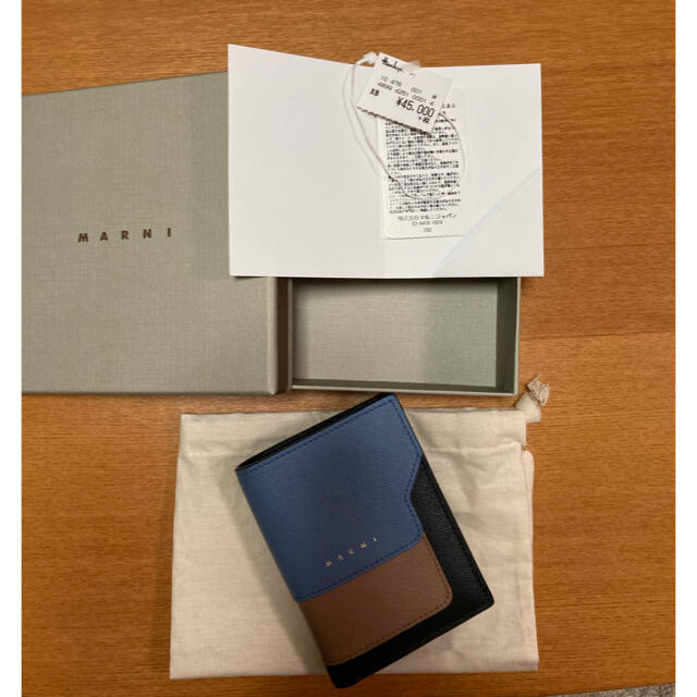 Marni(マルニ)のMARNI  マルニ　お財布　 レディースのファッション小物(財布)の商品写真