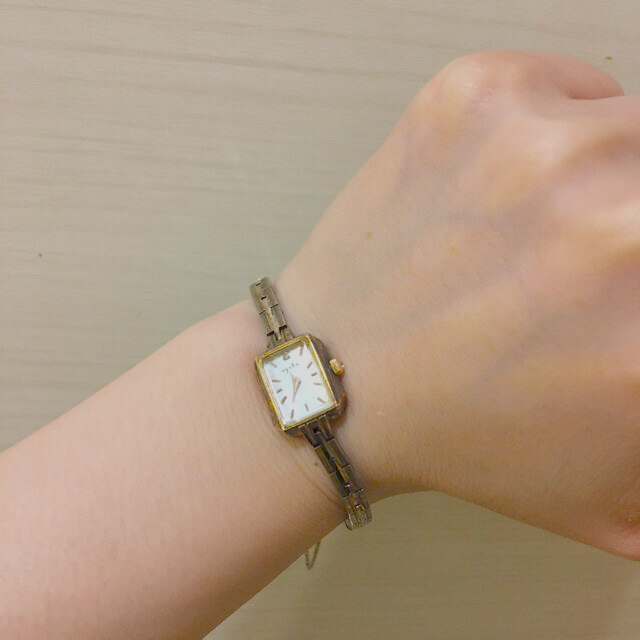 agete(アガット)のagate  訳あり　腕時計　ブレスレット レディースのファッション小物(腕時計)の商品写真