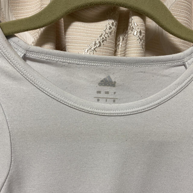adidas(アディダス)の値下げ不可adidas スポーツウェア レディースのトップス(Tシャツ(半袖/袖なし))の商品写真