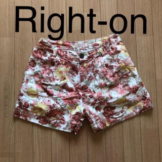 ライトオン(Right-on)の花柄 ショートパンツ(ショートパンツ)